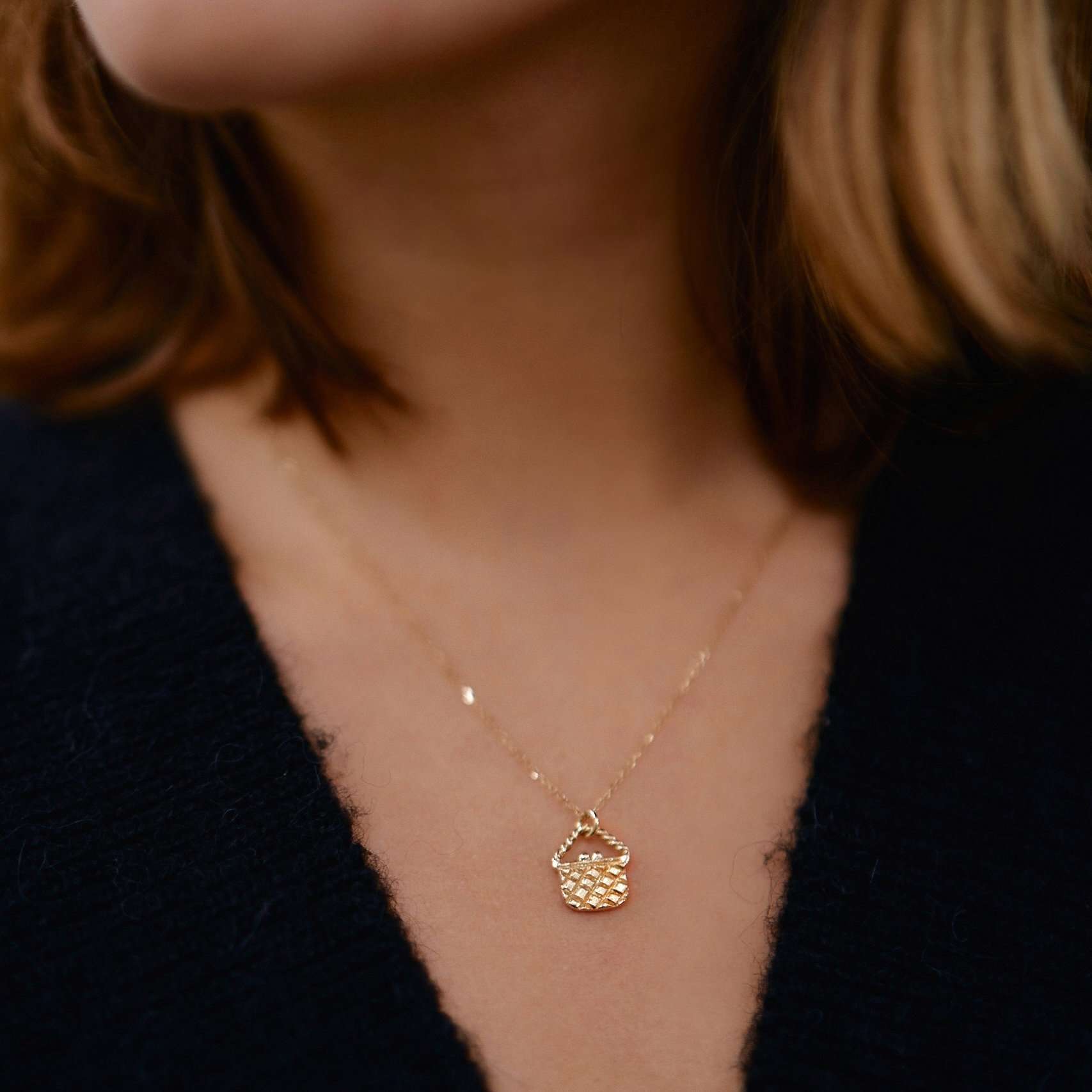 Box Necklace -Solid Gold