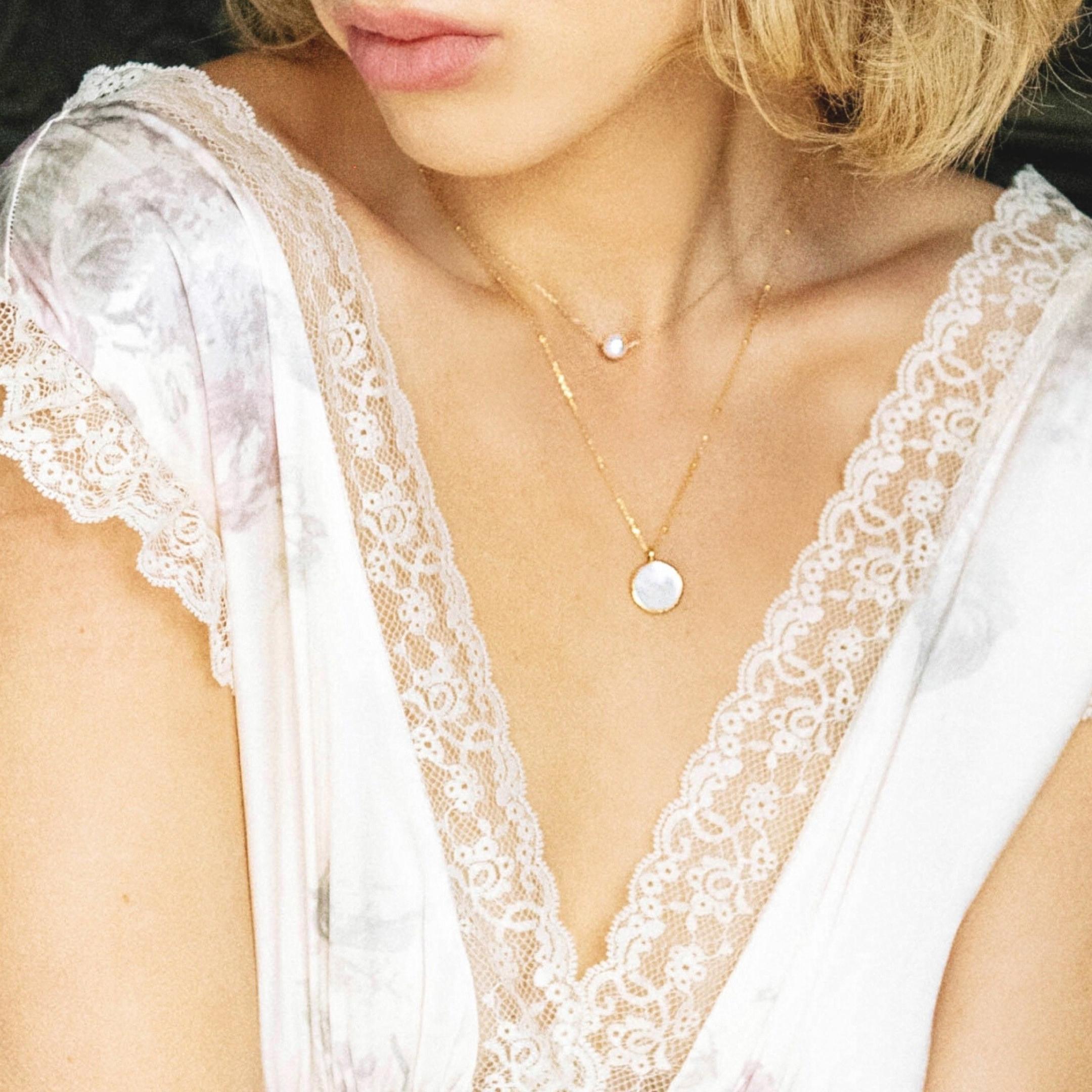 Perfect Pearl Necklace - Solid Gold