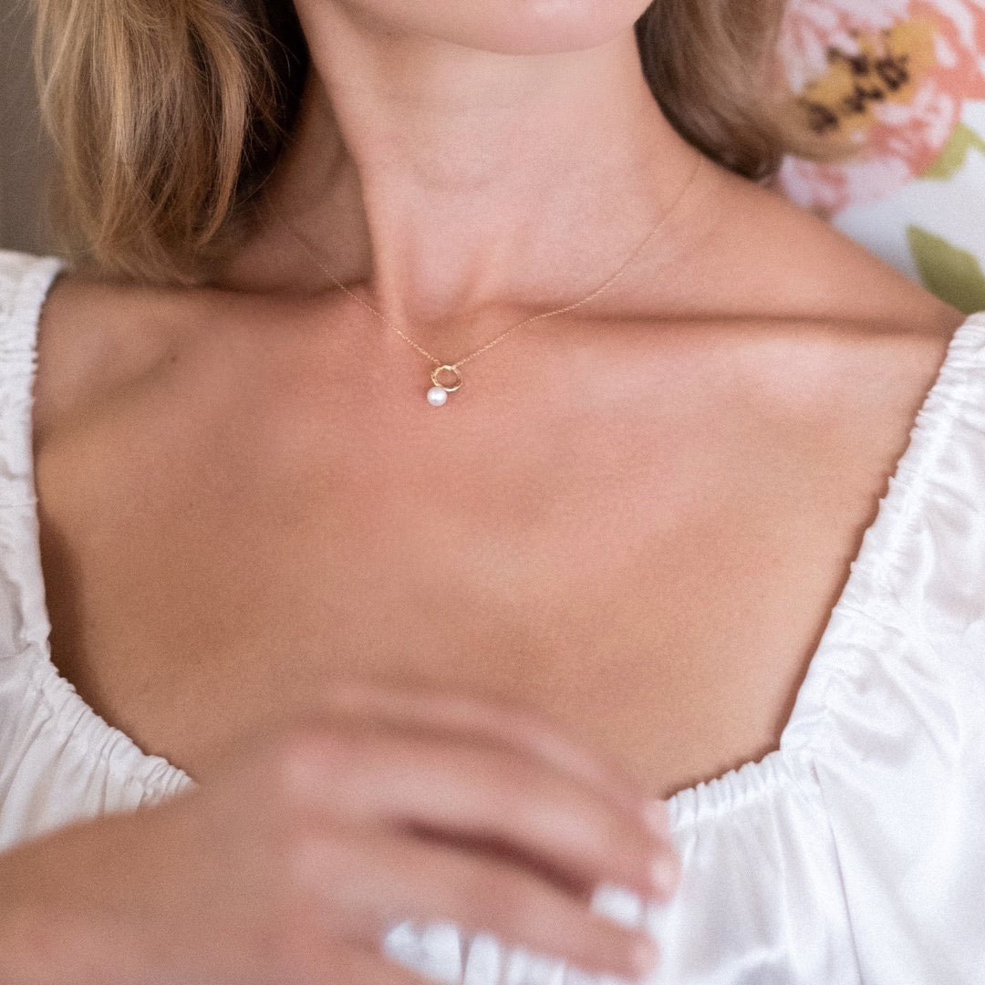 Kate Chubby Pearl Necklace - Solid Gold